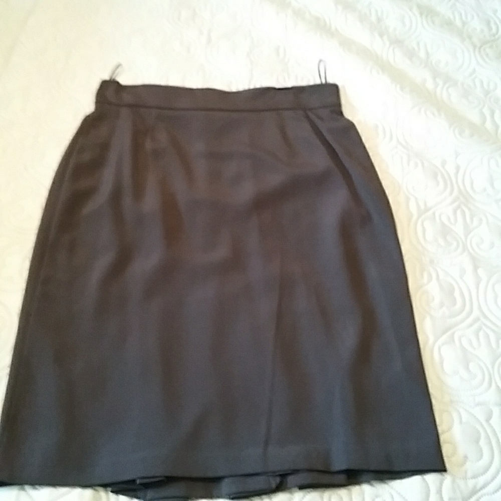 Escada black silk skirt
